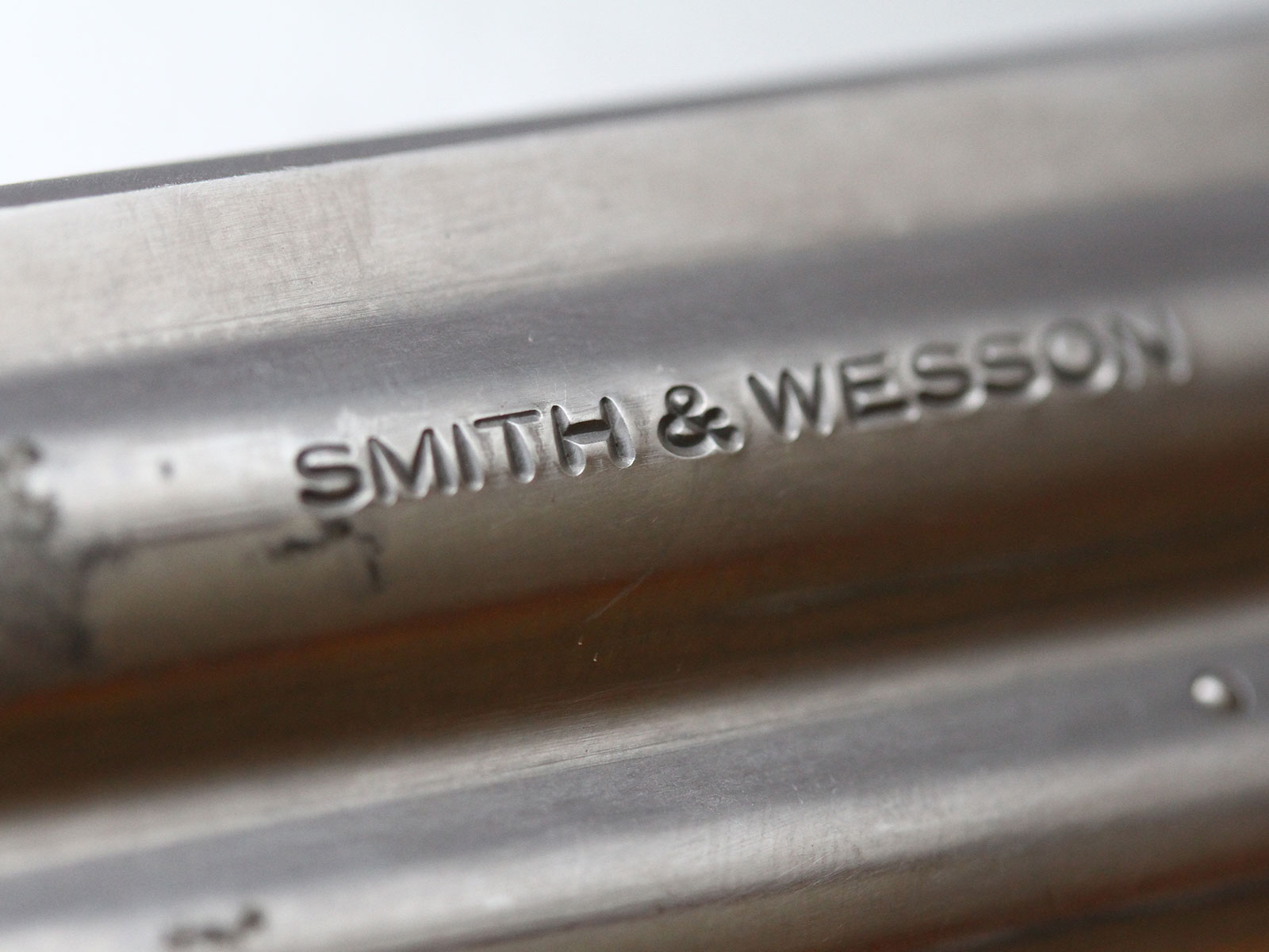 SH_Web_Wir_Waffen_Smith-Wesson-Revolver-3_1800x1200